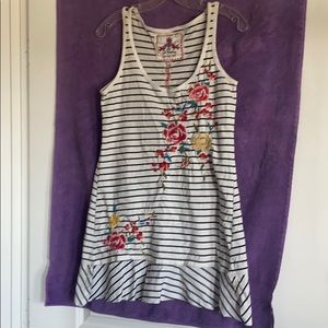 JW Los Angeles flowing tank top